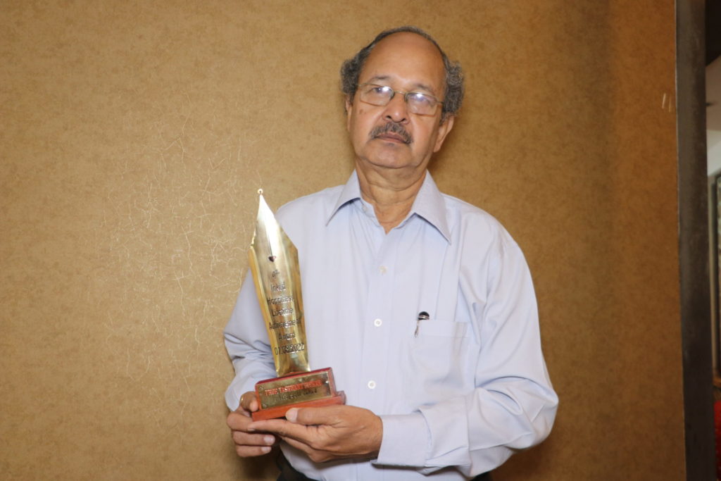 4th Inked Happiness Lifetime Achievement Award conferred upon Prof Yashwant Pitkar
